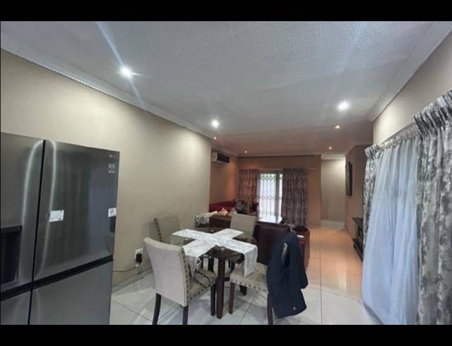 2 BEDROOM TOWNHOUSE FOR SALE IN MEER EN SEE